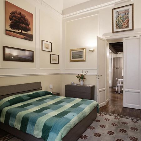 Trilocale Al Politeama - Zyz Apartment Палермо Екстериор снимка